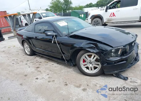 2007 Ford Mustang Gt Deluxe/Gt Premium из США, поврежденный, VIN 1ZVFT82H275207051